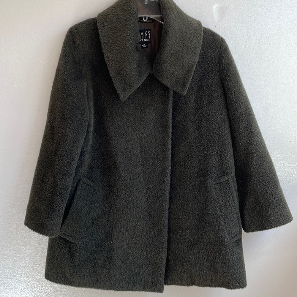 Saks Fifth Avenue wool & alpaca convertible neck fully lined coat size medium